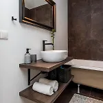 Apartmán Modern Spacious W/ Sea Views