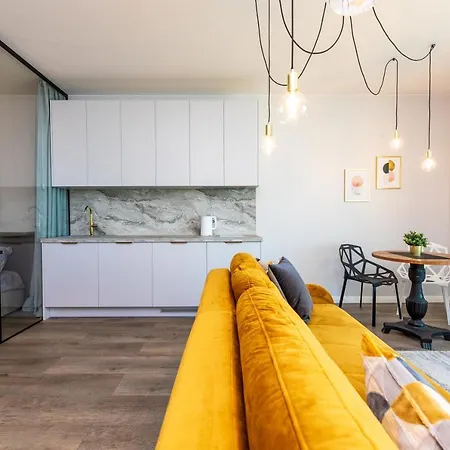 Apartment Modern Spacious W/ Sea Views