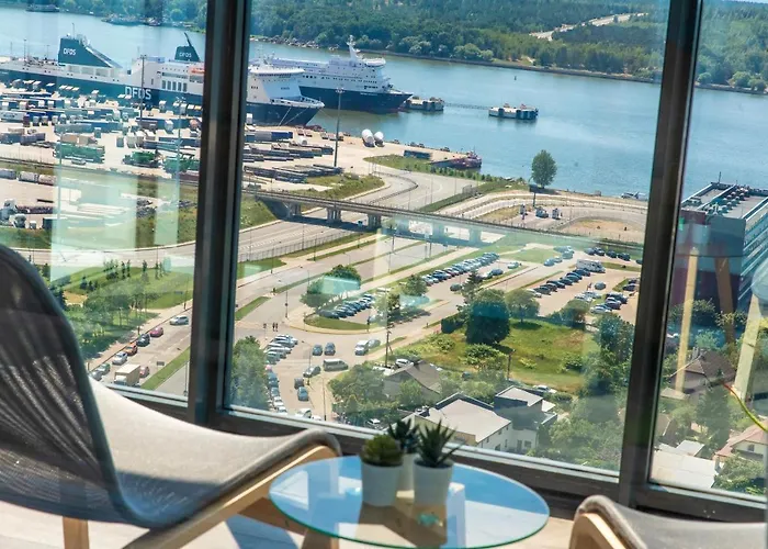 Modern Spacious W/ Sea Views * Klaipėda